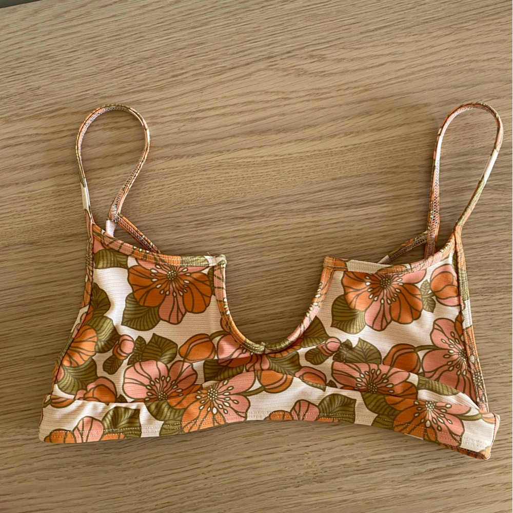 Swamis Bikini top